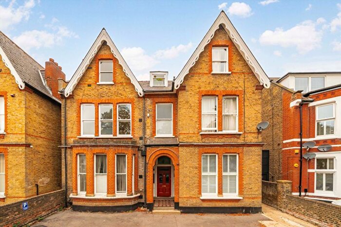 2 Bedroom Flat To Rent In Florence Road, Ealing, W5