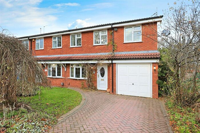 4 Bedroom Semi-Detached House To Rent In The Greens, Edge Hill Drive, Perton, Wolverhampton, WV6