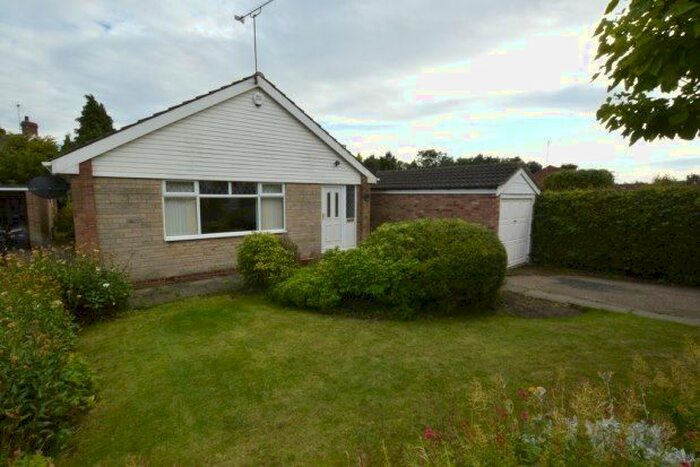 3 Bedroom Bungalow To Rent In Barlborough, Chesterfield, S43
