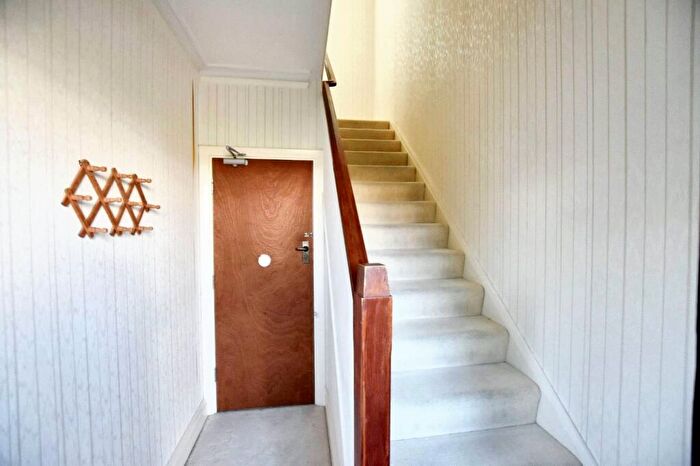 2 Bedroom Flat For Sale In Chichester Close, Wicklands Avenue, Saltdean, BN2