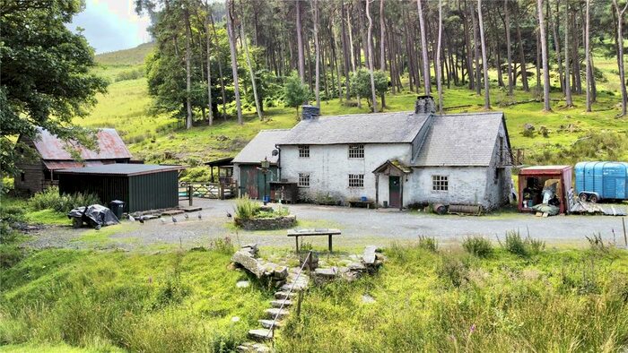 4 Bedroom Cottage For Sale In Pantmawr, Llangurig, Llanidloes, Powys, SY18