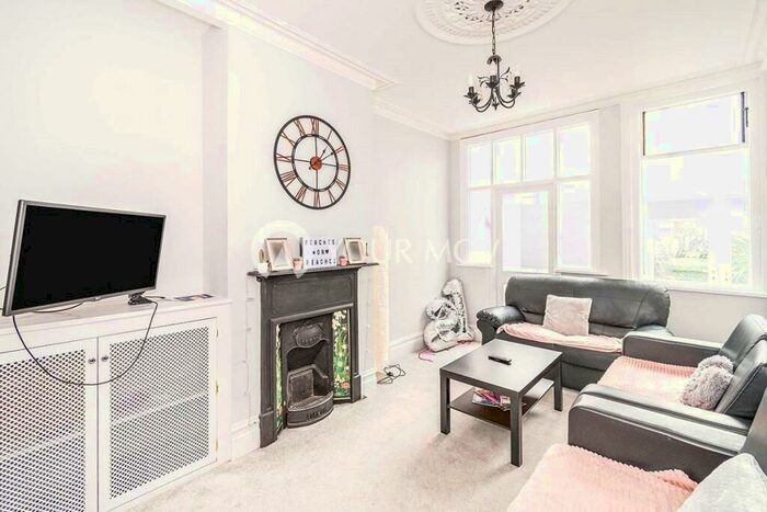 5 Bedroom House To Rent In Aston Road, Southsea, Hampshire, PO4