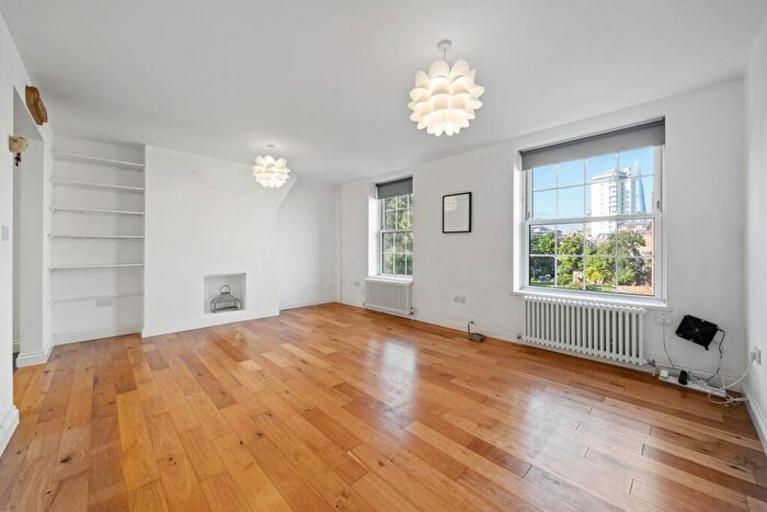 2 Bedroom Flat To Rent In George Row, Fleming House George Row, SE16