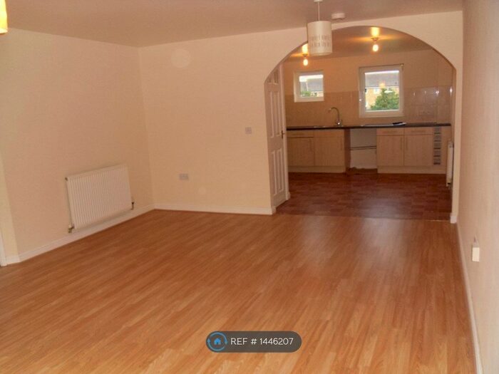 2 Bedroom Flat To Rent In Hampton Centre, Peterborough, PE7