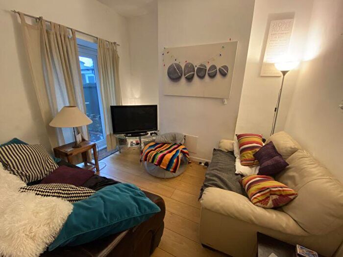 4 Bedroom Terraced House To Rent In May Street, Cardiff, CF24