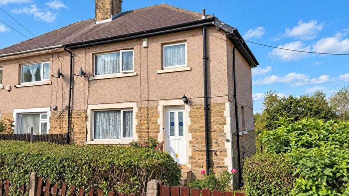 3 Bedroom Semi-Detached House For Sale In West Royd Road, West Royd, Shipley, BD18