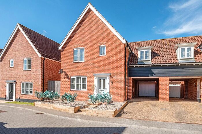 3 Bedroom Link Detached House For Sale In Brandon Close, Swanton Morley, NR20