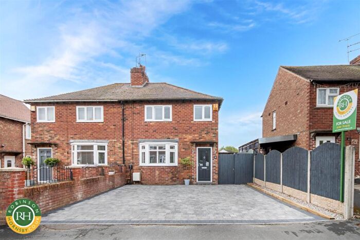 2 Bedroom Semi-Detached House For Sale In King Edward Road, Tickhill, Doncaster, DN11