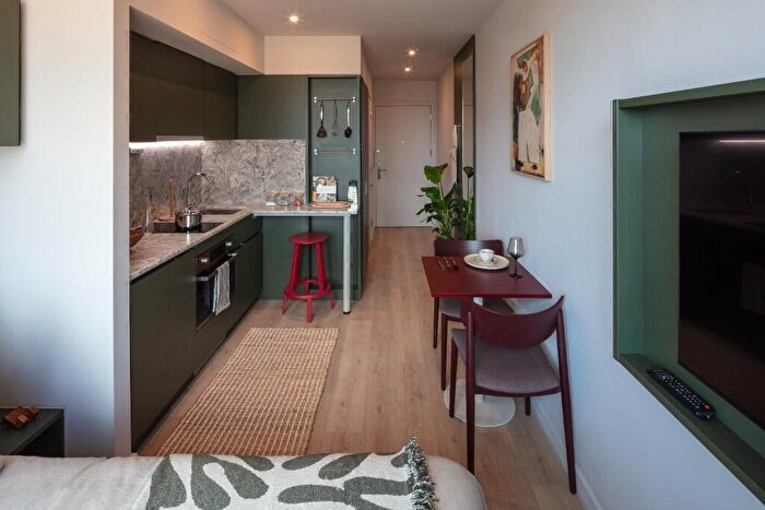 Studio To Rent In Folk At The Palm House, Palmerston Road, Harrow, HA3