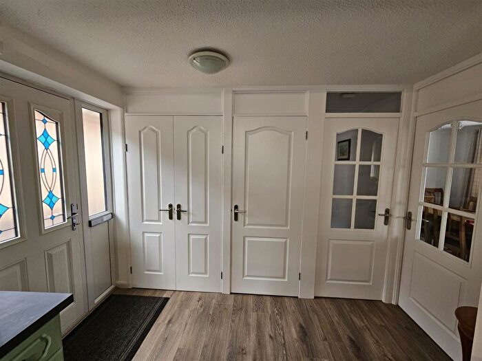 2 Bedroom Detached Bungalow For Sale In Deansgate, Pleasley, Mansfield, NG19