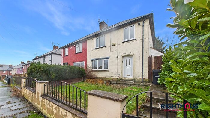 3 Bedroom Semi Detached House To Rent In Rokeby Gardens, Bradford, BD10