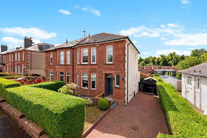 3 Bedroom Semi-Detached House For Sale In Bradda Avenue, Burnside, G73