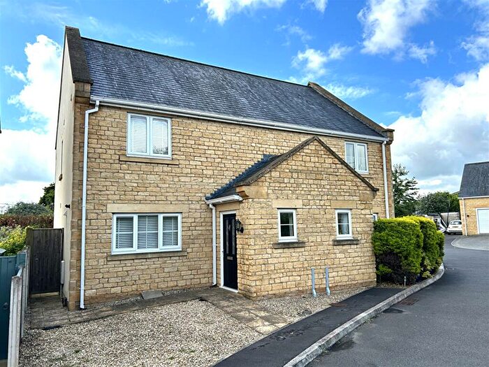 3 Bedroom Semi-Detached House To Rent In Blossom Drive, Corsham, SN13
