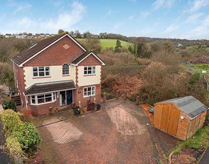 6 Bedroom Detached House For Sale In Gilbert Avenue, Teignmouth, TQ14