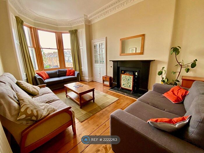 3 Bedroom Flat To Rent In Inverleith Avenue, Edinburgh, EH3