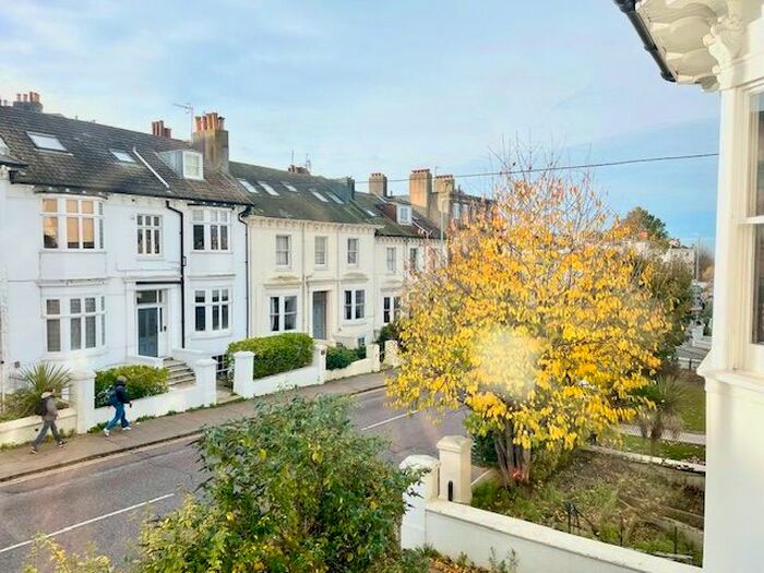 2 Bedroom Flat To Rent In Buckingham Place, Brighton, BN1