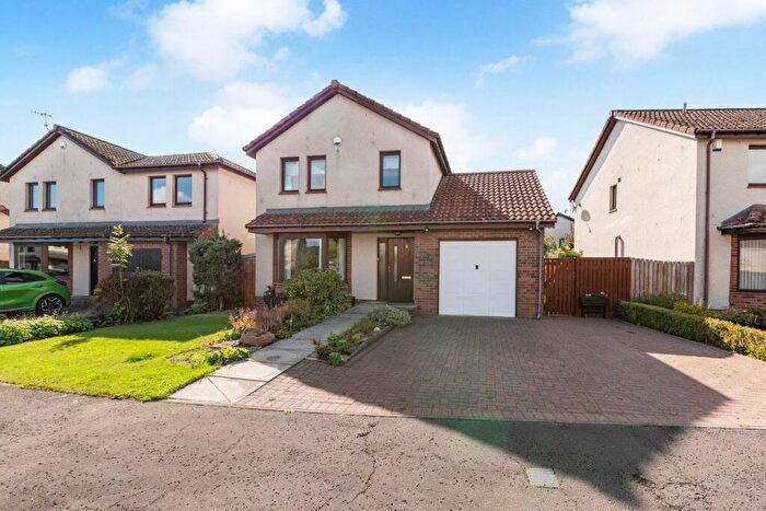 3 Bedroom Detached House For Sale In Almond Crescent, Huntingtowerfield, Perth, PH1