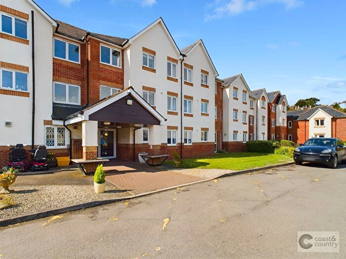 1 Bedroom Flat For Sale In Marsh Road, Newton Abbot, TQ12