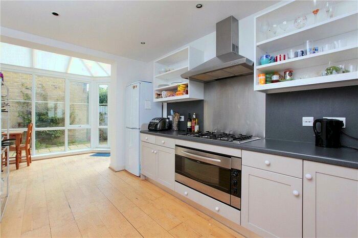 3 Bedroom House To Rent In Old Dairy Mews, Balham, London, SW12