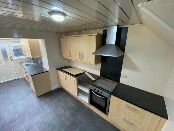 2 Bedroom Property To Rent In Cotswold Close, Bishop Auckland, DL14