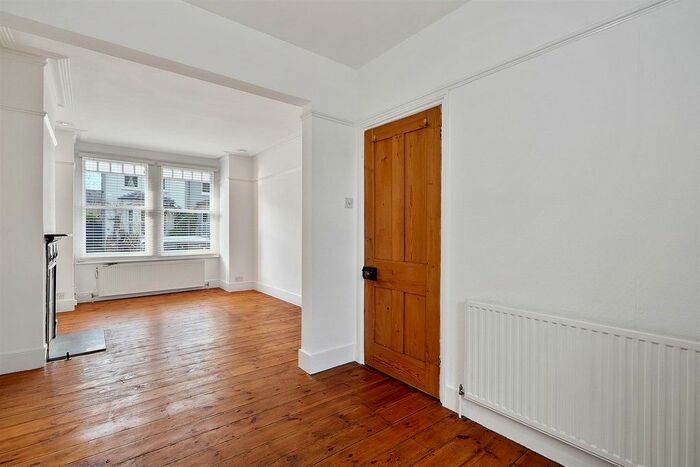 2 Bedroom Terraced House To Rent In Crane Road, Twickenham, TW2