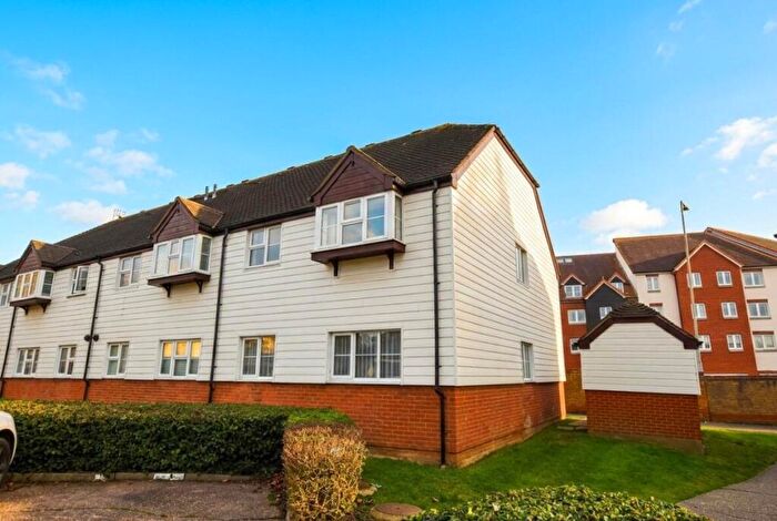 2 Bedroom Apartment For Sale In Thornborough Avenue, South Woodham Ferrers, CM3