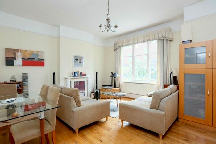 4 Bedroom Flat To Rent In Rusholme Road, London, SW15
