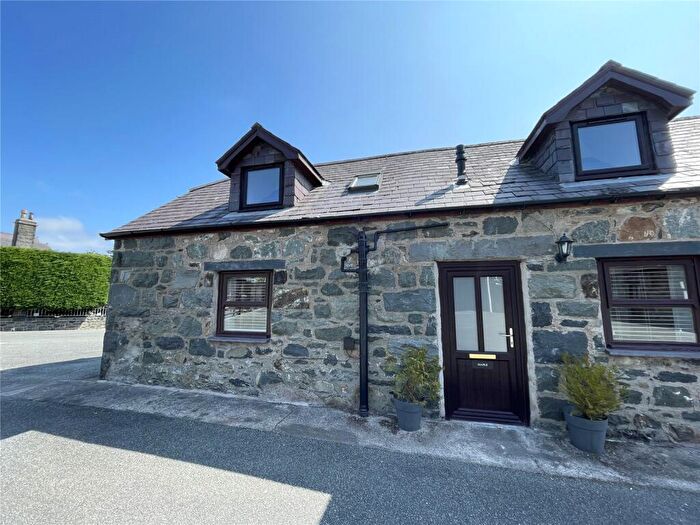 3 Bedroom End Of Terrace House To Rent In Gwern Borter Manor, Rowen, Conwy, LL32