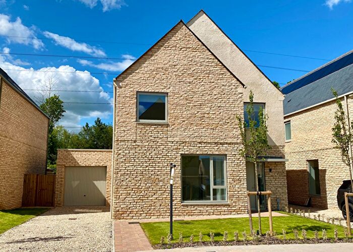 4 Bedroom Detached House For Sale In Siddington, Cirencester, GL7