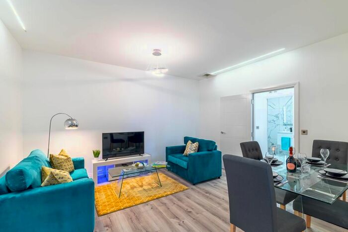 1 Bedroom Flat To Rent In Barrow Street, St Helens, WA10