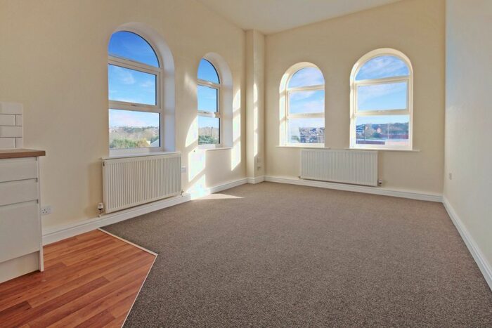 1 Bedroom Flat To Rent In Belmont Street, Swadlincote, Derbyshire, DE11