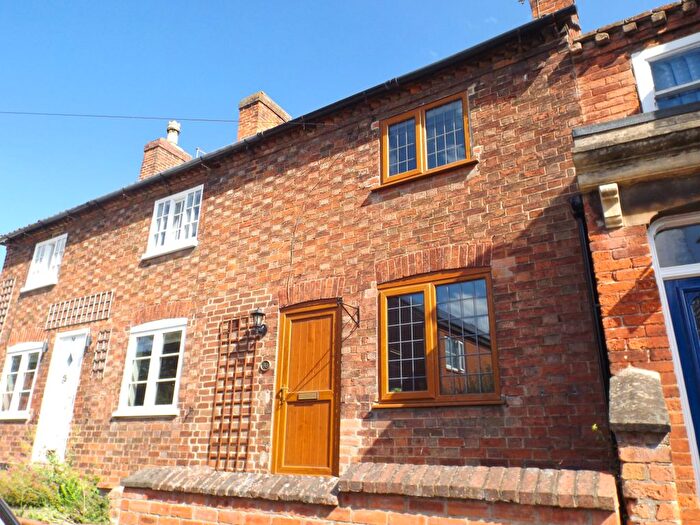 2 Bedroom Property To Rent In Kneeton Road, Nottingham, NG13