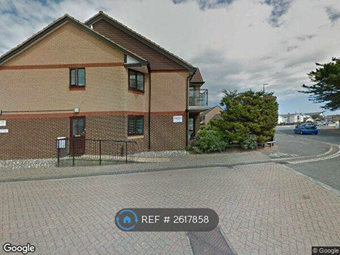 2 Bedroom Flat To Rent In West Point, Shoreham-By-Sea, BN43