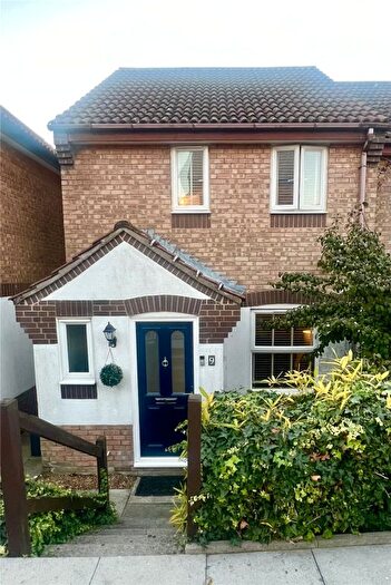 3 Bedroom End Of Terrace House To Rent In Langridge Drive, Portslade, Brighton, East Sussex, BN41