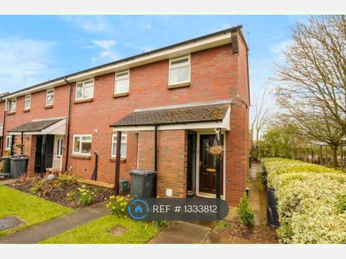 3 Bedroom Maisonette To Rent In Bevan Place, Near Newcastle Under Lyme, CW3
