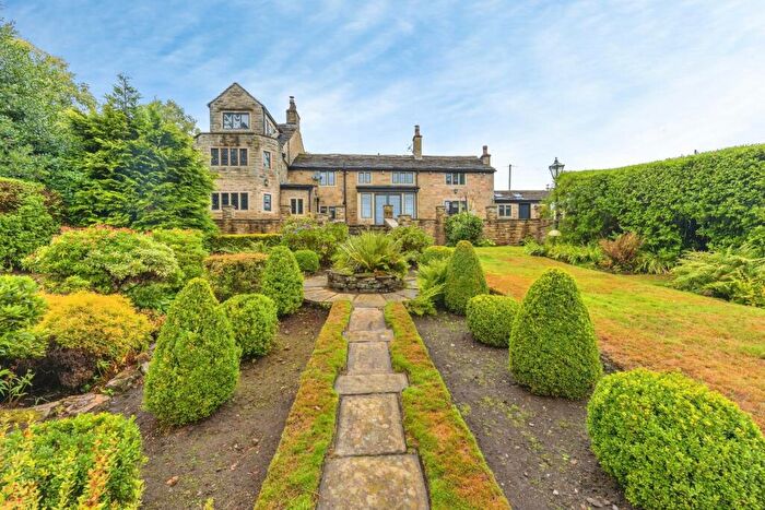 4 Bedroom Detached House For Sale In Hobson Moor Road, Mottram, Hyde, Greater Manchester, SK14