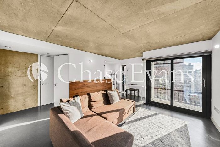 1 Bedroom Flat To Rent In Wireworks Court, Great Suffolk Street, Southwark, London, SE1