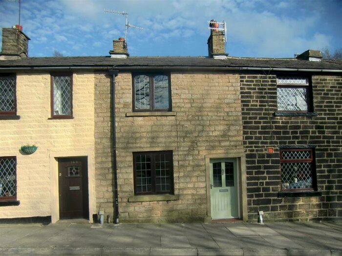 2 Bedroom Cottage To Rent In Bolton Road North, Ramsbottom, Bury, BL0