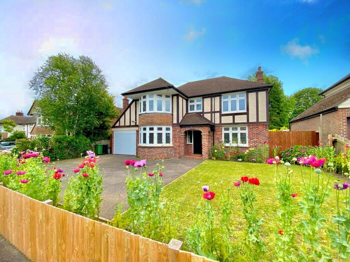 4 Bedroom House To Rent In Conway Road, Allington, Maidstone, ME16