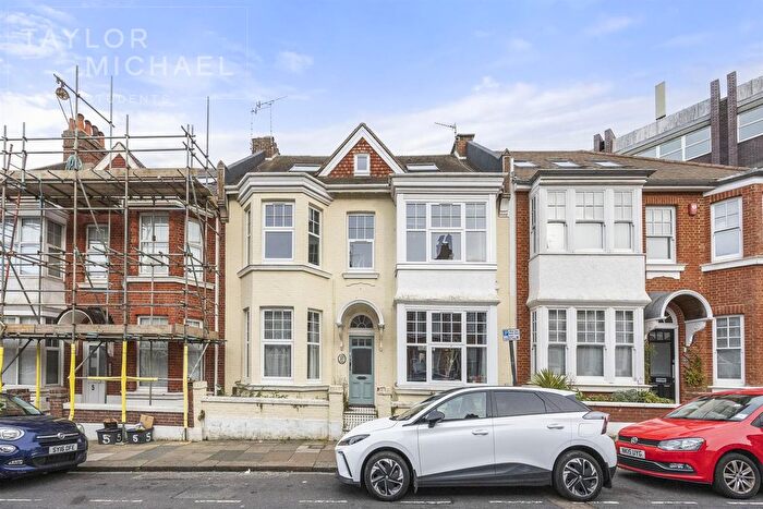 8 Bedroom End Of Terrace House To Rent In Addison Road, Hove, BN3