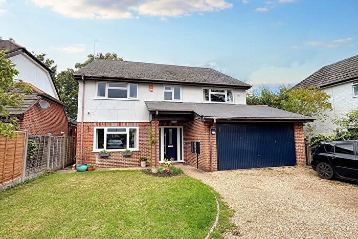 4 Bedroom Detached House For Sale In Verwood, BH31