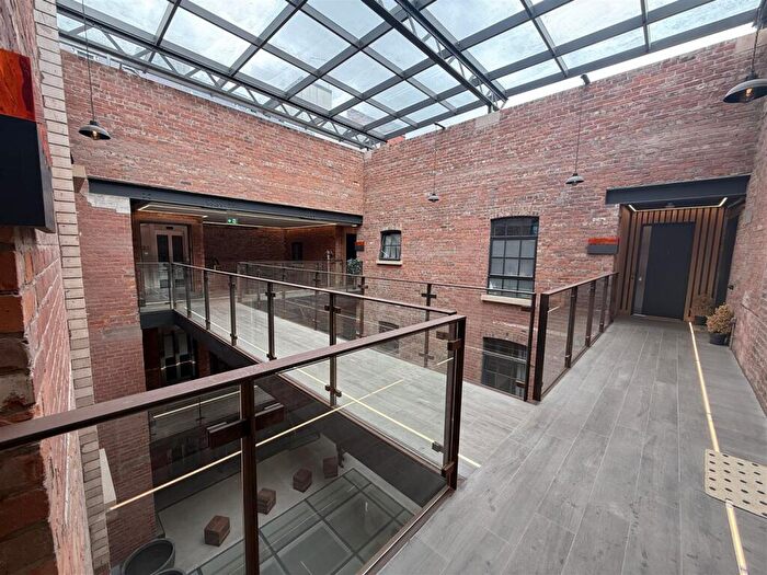 1 Bedroom Apartment To Rent In St. Anns Square, Manchester, M2