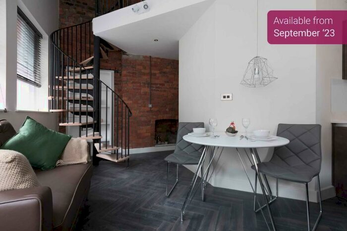 1 Bedroom Apartment To Rent In King Street, Manchester, Greater Manchester, M2