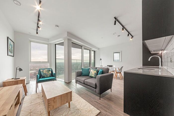 1 Bedroom Flat To Rent In Victoria Road, Acton, W3