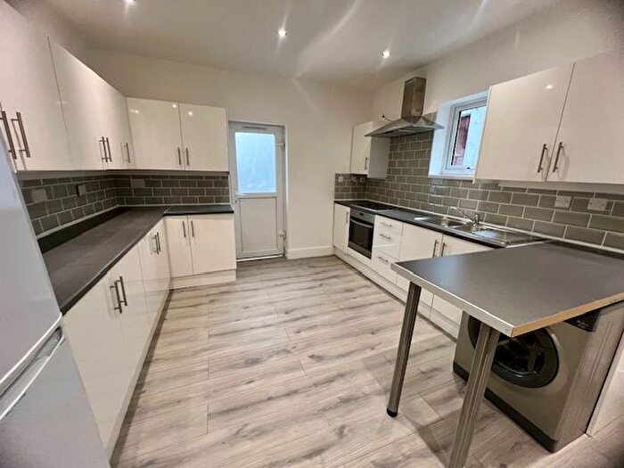 2 Bedroom Flat To Rent In Canton, Cardiff, CF11