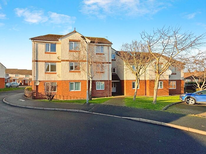 2 Bedroom Flat For Sale In Argyll Drive, Harraby, Carlisle, CA1