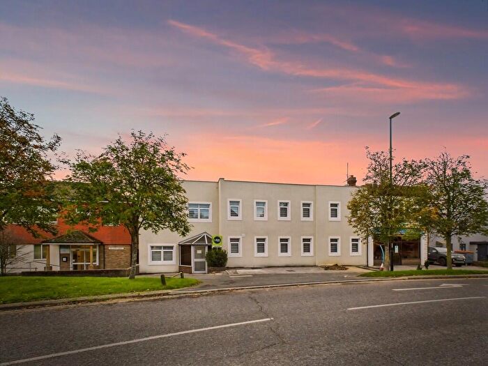 1 Bedroom Apartment To Rent In London Road, Burgess Hill, RH15