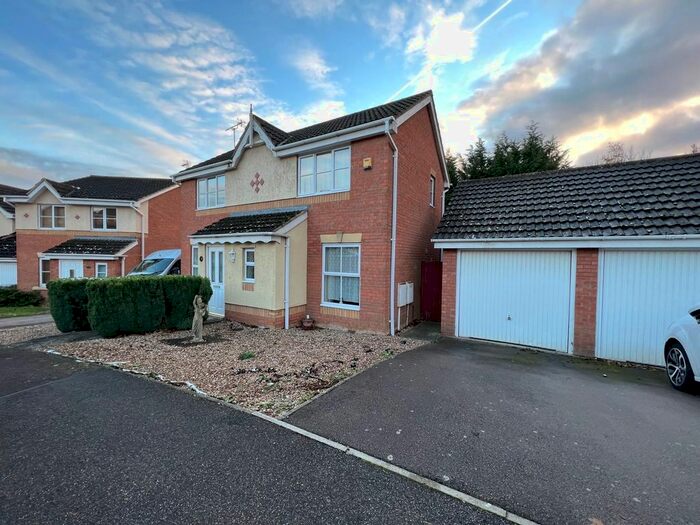 3 Bedroom Property To Rent In Grant Close, Kettering NN15