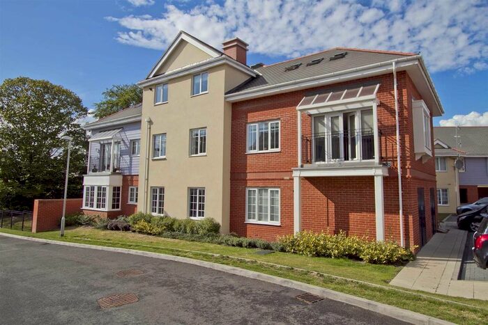 2 Bedroom Flat To Rent In Bower House, Ellis Close, Ruislip, HA4