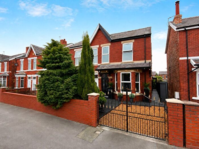3 Bedroom Semi-Detached House For Sale In Bright Street, Southport, Sefton, PR9